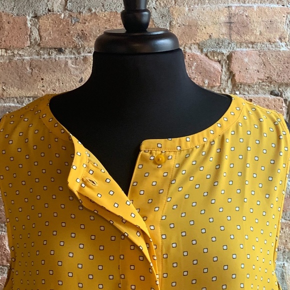 LOFT Tops - LOFT Sleeveless Blouse Yellow Print